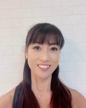山下　由美